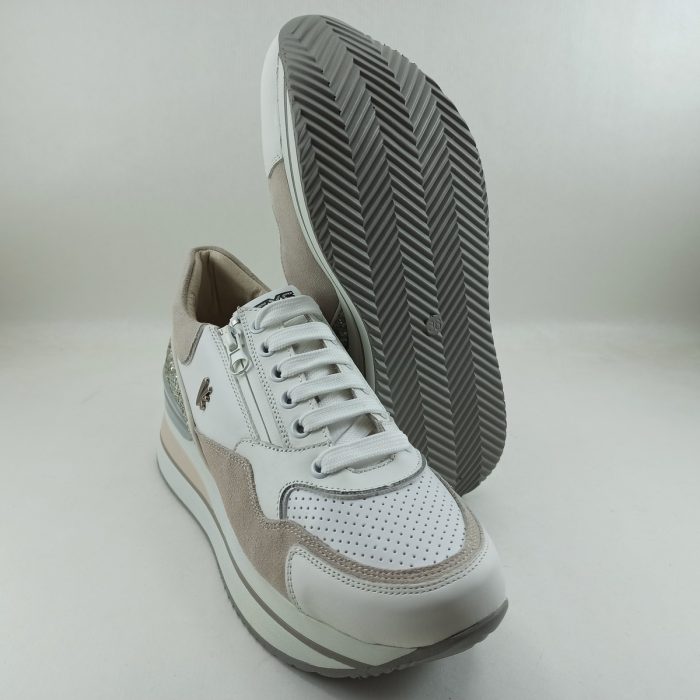 Deportivo blanco de piel con cierre de cordon  Keys mod. K-7661 - Imagen 4