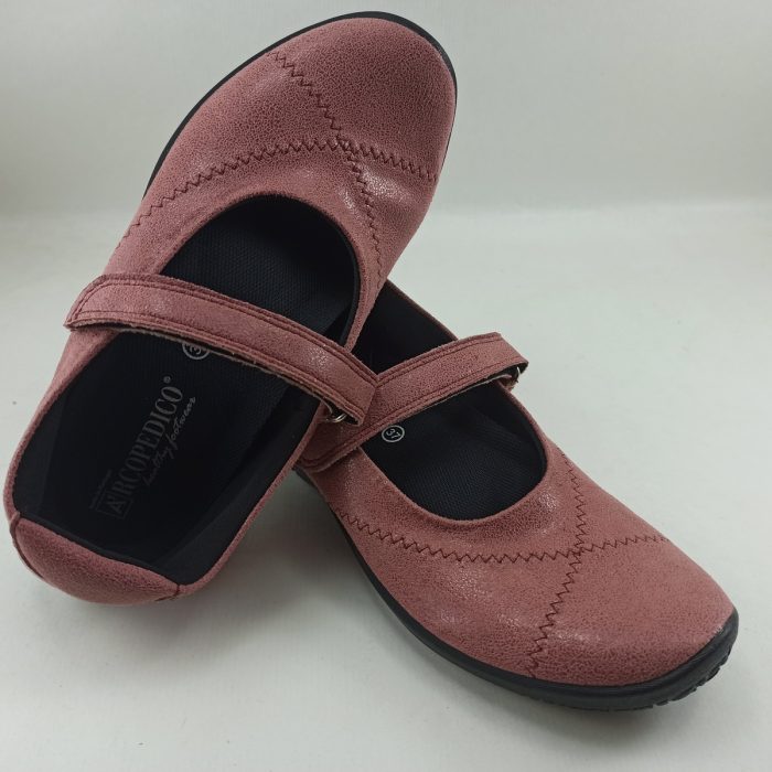 Semi-deportivo de piel rosa con cierre de velcro, Arcopedico mod L-25