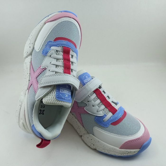 Deportivo de piel y malla multicolor con cierre de velcro o cordon (segun talllaje), Munich mod. Mini track