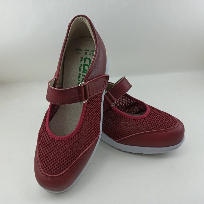 Semi-deportivo de piel roja con cierre de velcro, Pinoso's mod 7652-G