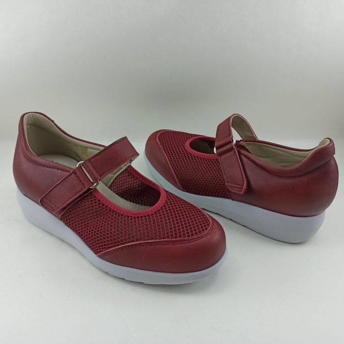 Semi-deportivo de piel roja con cierre de velcro, Pinoso's mod 7652-G - Imagen 2