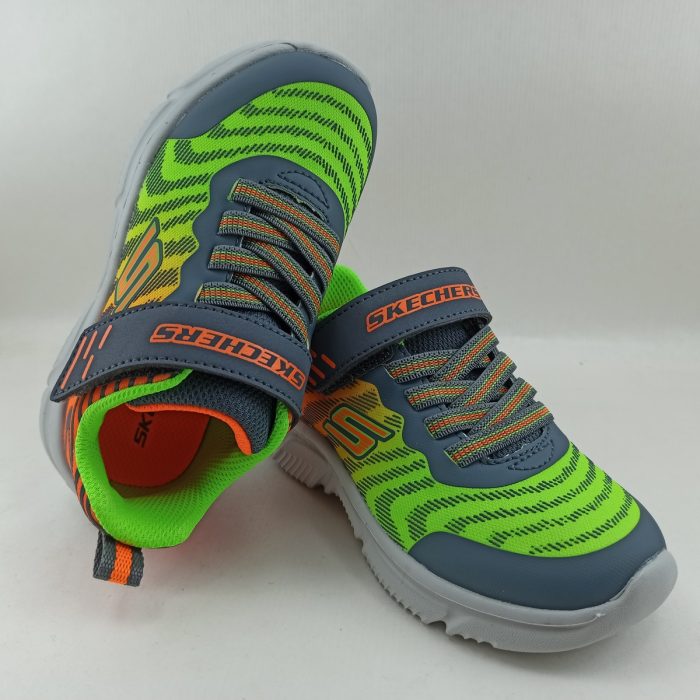 Deportivo textil verde con luz y cierre de velcro, Skechers mod. 405037L