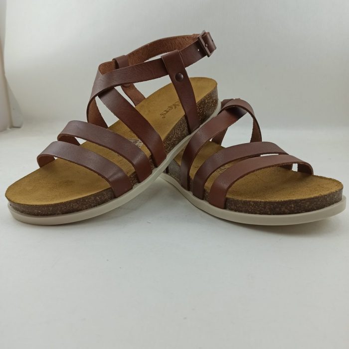 Kickers tires amb una sibella