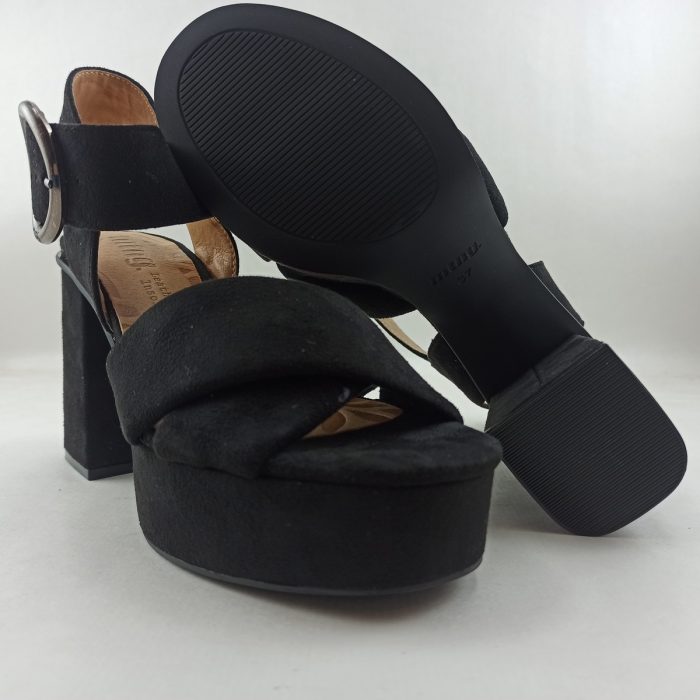 Mustang sandalia plataforma y tacon con hebilla - Imagen 4