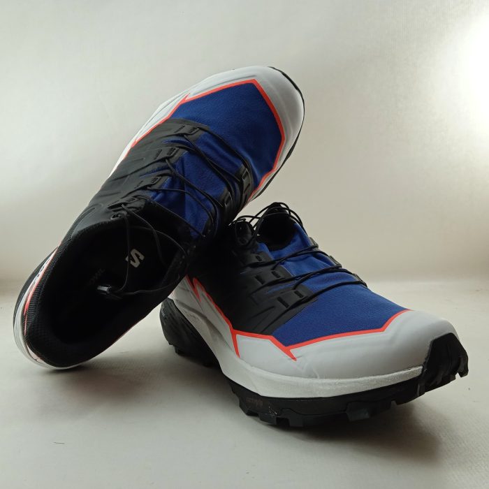 Deportivo thundercross surf negro y blanco con cierre de cordon, Salomon mod. L47296100