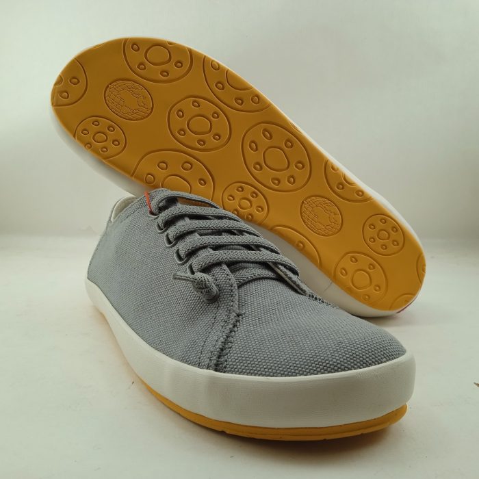 Semi-sport de lona gris con cierre de cordon elastico, Camper mod. 18869 - Imagen 4