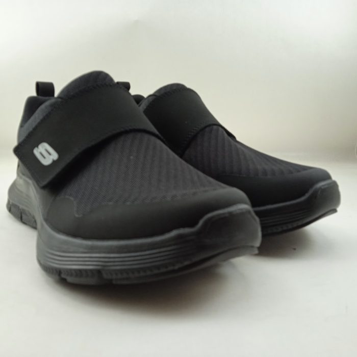 Deportivo negro con cierre de velcro, Skechers mod. 894159 - Imagen 2