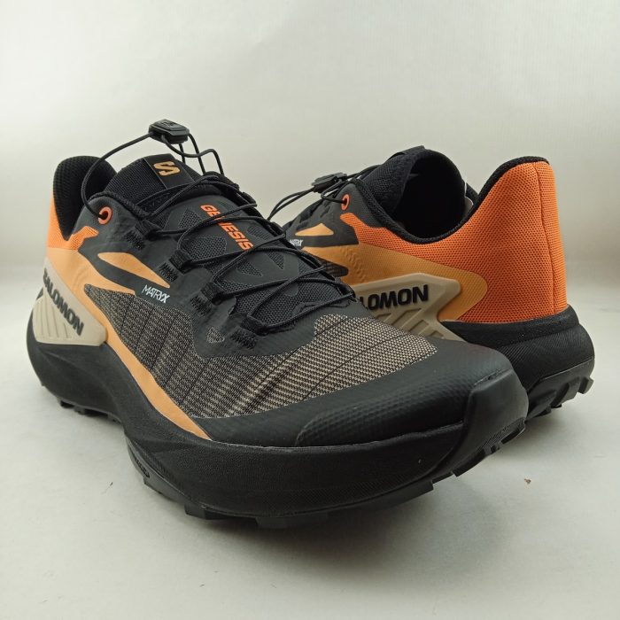 Deportivo de piel rojo y negro con cierre de cordon, Salomon mod. L47526100 - Imagen 3