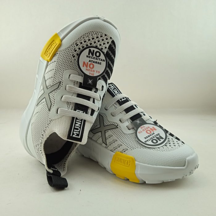 Semi-sport textil blanco con cierre de cordon elastico, Munich mod. 8023001 - Imagen 4
