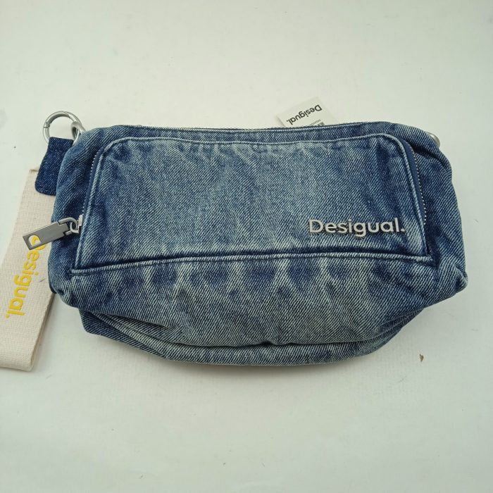 Bolso pequeño tejano con cierres de cremallera, Desigual mod. Saxd07