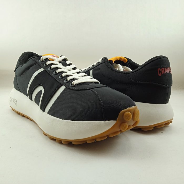 Semi-sport de piel negra con cierre de cordon, Camper mod. 100943 - Imagen 3