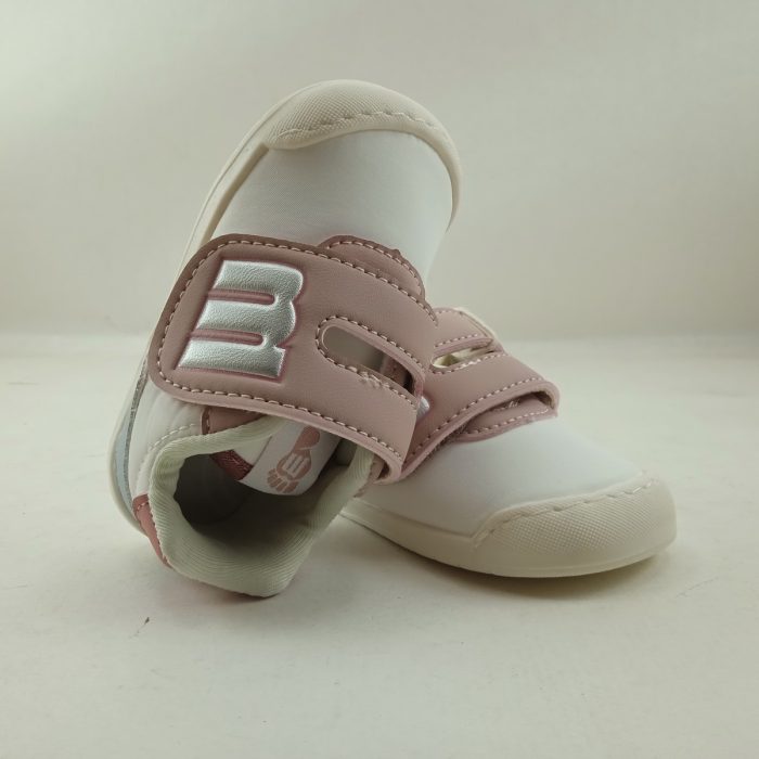 Semi-sport de piel en rosa y blanco con cierre de velcro, Mustang kids mod. 48909