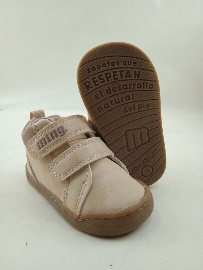 Semi-sport de piel rosa con cierre de doble velcro, Mustang kids mod. 48928 - Imagen 4