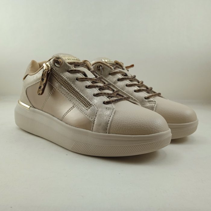 Semi-sport de piel crema con cierre de cordon y cremallera, Mariamare mod. 68412