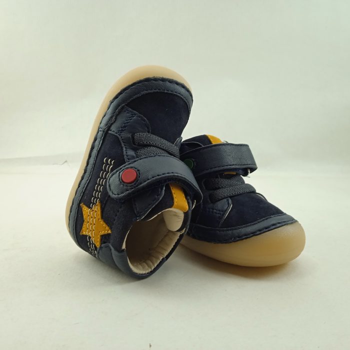 Bota de piel azul con cierre de velcro y cordon elastico, Kickers mod. 972440 - Imagen 4