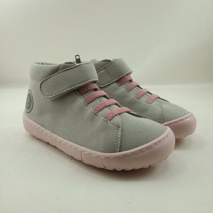 Semi-sport de piel gris claro con cierre de velcro y cordon elastico, Coquette kids mod. 15231 - Imagen 2