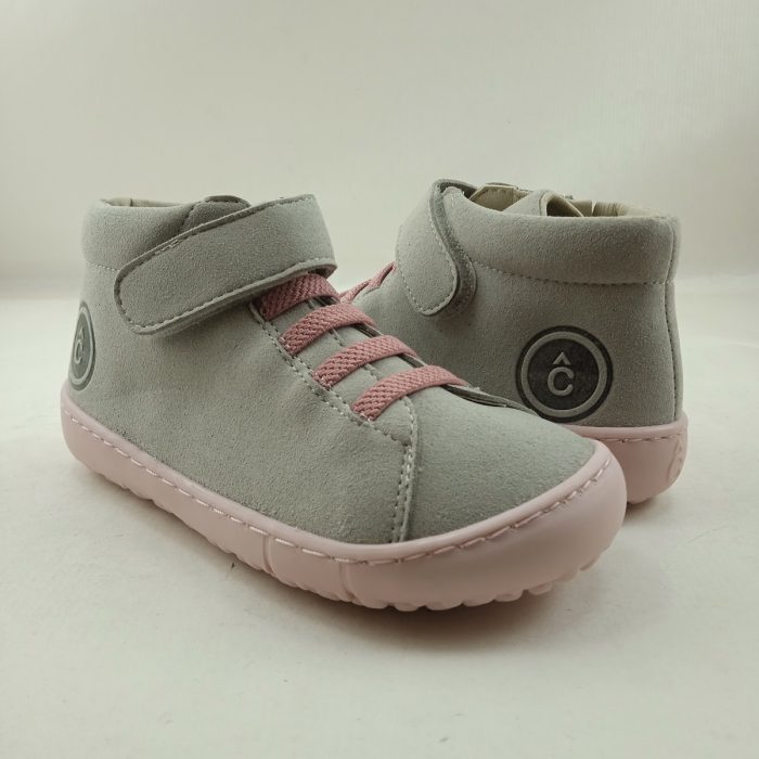 Semi-sport de piel gris claro con cierre de velcro y cordon elastico, Coquette kids mod. 15231 - Imagen 3