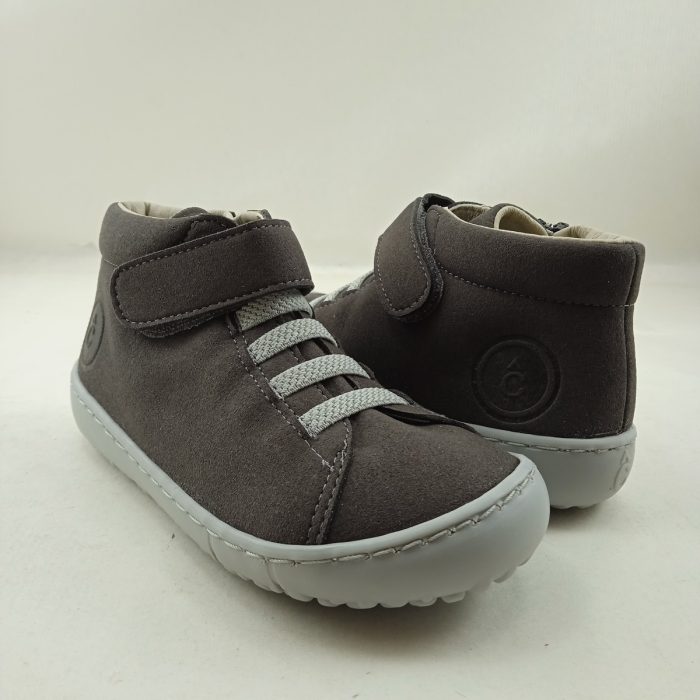 Semi-sport de piel gris oscuro con cierre de velcro y cordon elastico, Coquette kids mod.15231 - Imagen 3