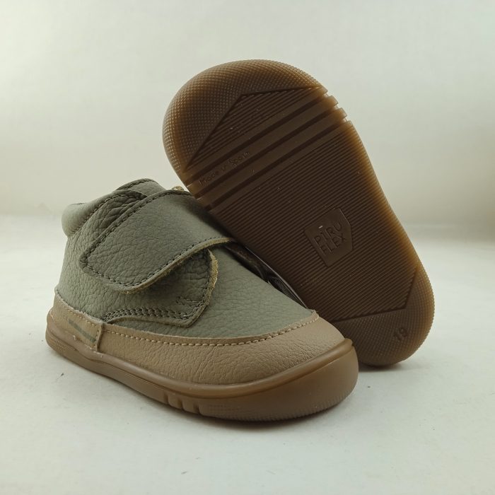 Bota de piel verde con cierre de velcro, Pirufin mod. 192-2 - Imagen 3