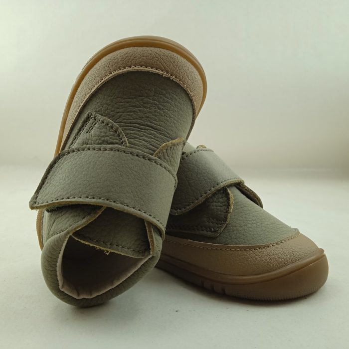 Bota de piel verde con cierre de velcro, Pirufin mod. 192-2 - Imagen 4