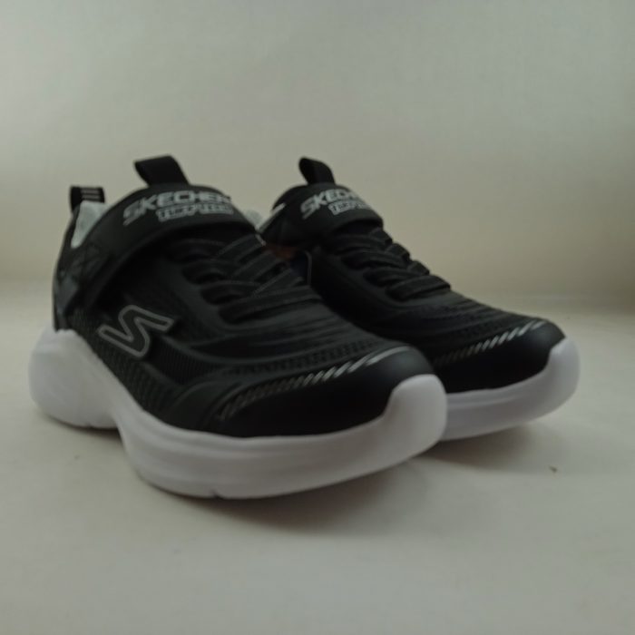 Semi-sport sintetico negro con cierre de velcro, Skechers mod. 403861