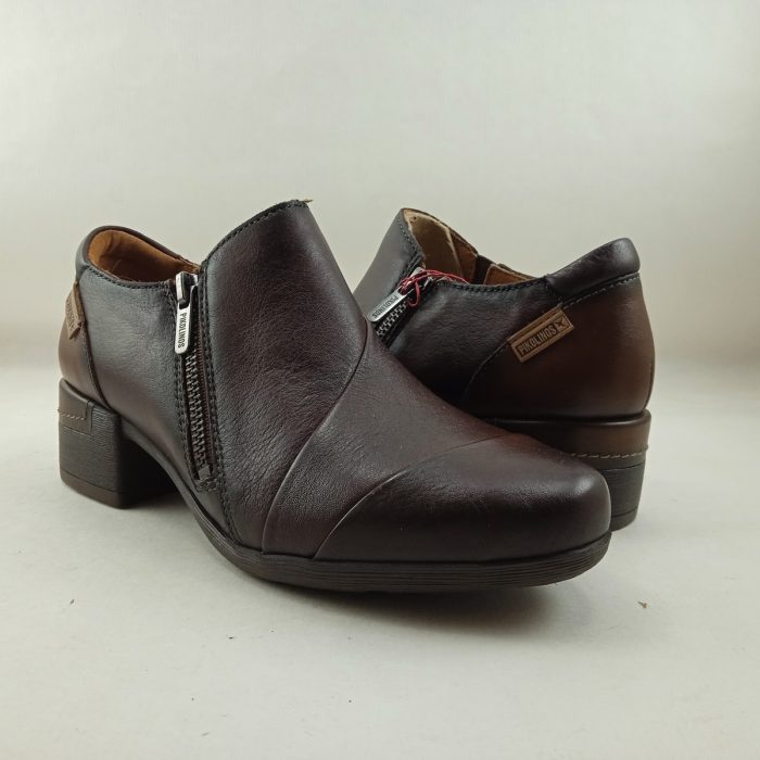 Zapato de piel granate con cierre de cremallera, Pikolinos  mod. 5673C1 - Imagen 2