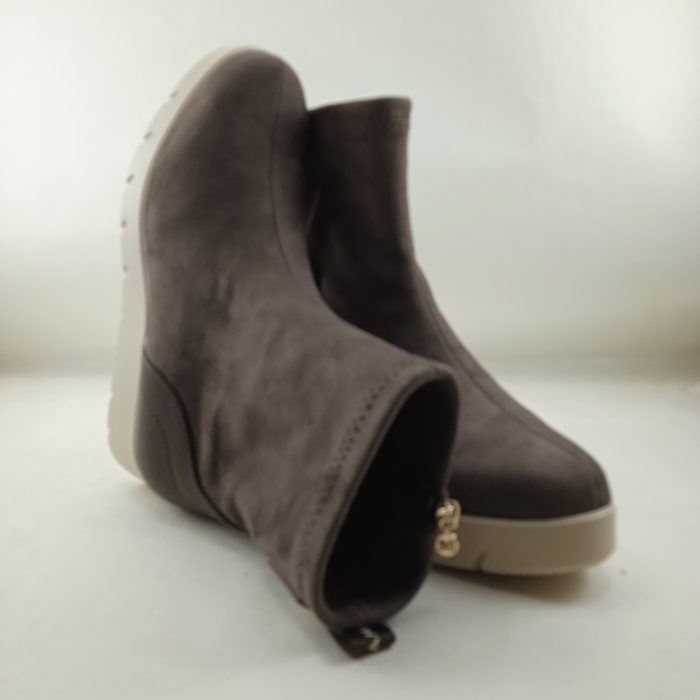 Bota de ante marron sin cierres, Mariamare mod. 63543