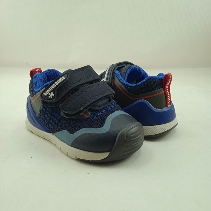 Semi-sport de piel  azul con cierre de doble velcro, Biomecanics mod. 241142 - Imagen 3