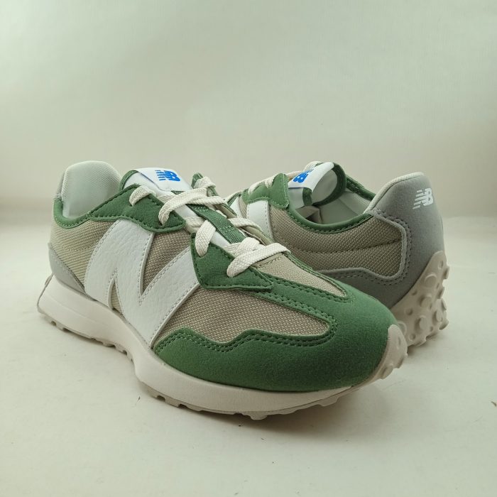Semi-sport de piel verde con cierre de cordon, New balance mod. 327CM - Imagen 3