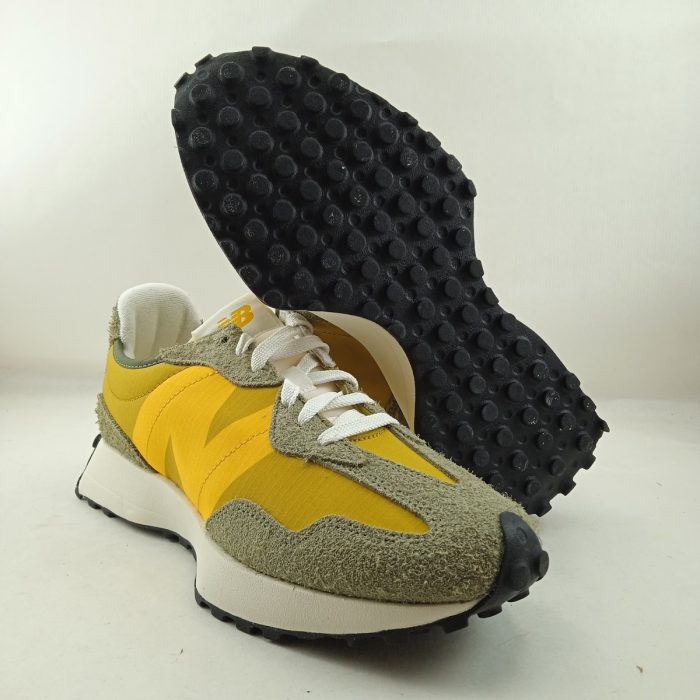 Semi-sport de piel amarillo con cierre de cordon, New balance mod. 327VC - Imagen 4