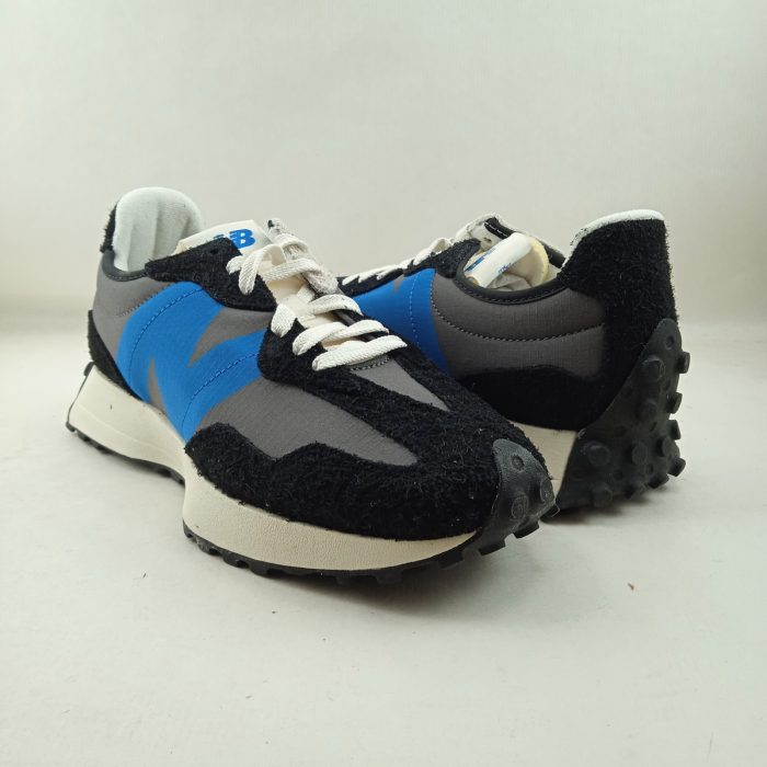 Semi-sport de piel negro con cierre de cordon, New balance mod. 327VB - Imagen 3