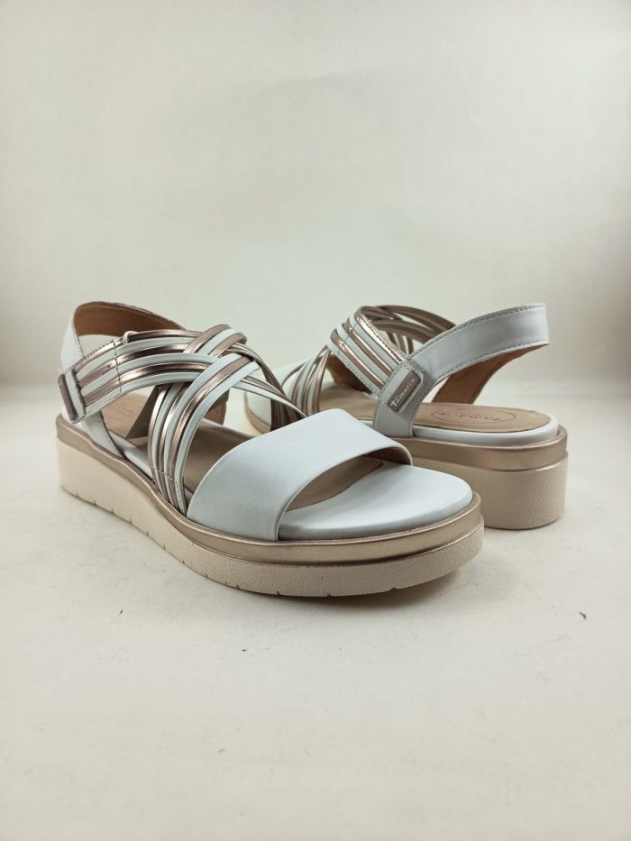 Sandalia de piel crema con cierre de velcro, Tamaris confort mod. 88707 - Imagen 2