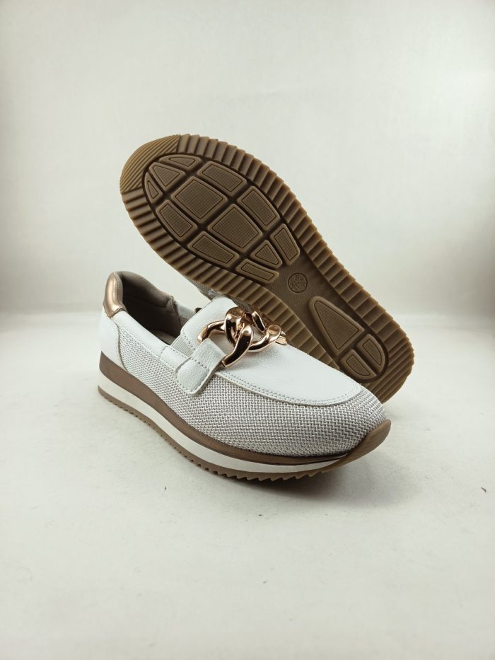 Mocasin de piel blanca sin cierres, Jana mod. 24766 - Imagen 3