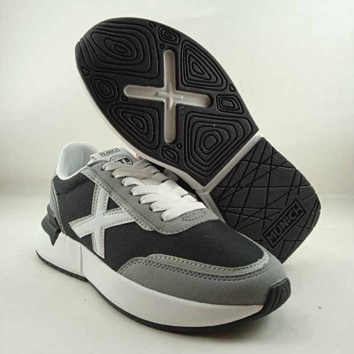 Semi-sport de piel negro con cierre de cordon, MUnich mod. 4173097 - Imagen 3