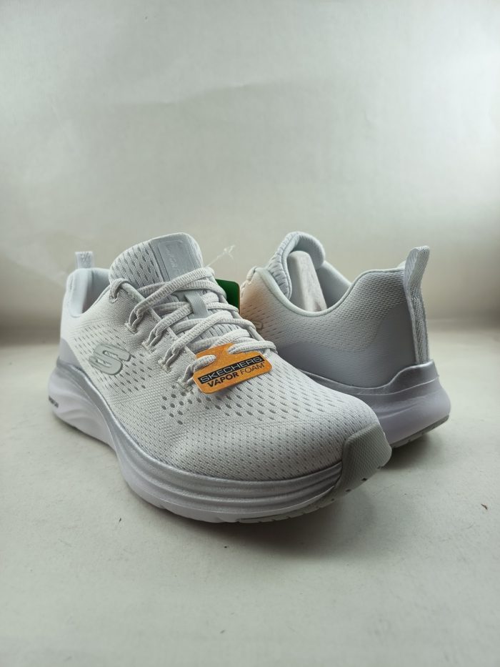 Deportivo sintetico blanco con cierre de cordon, Skechers mod. 150025 - Imagen 2