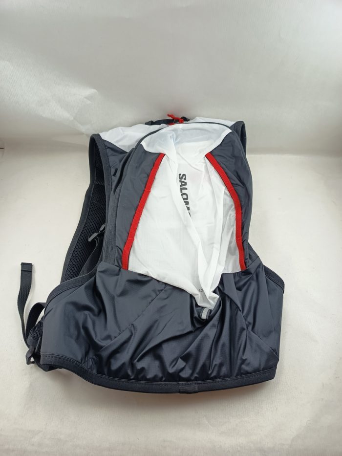 Mochila sintetica en blanco y negro con cierres de cremallera, Salomon mod. LC2185500