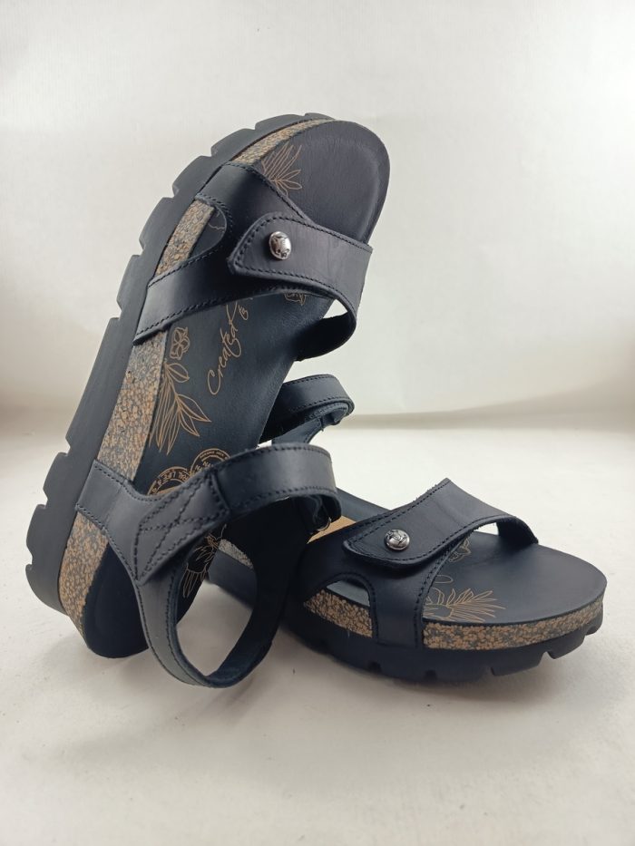 Sandalia de piel negra con cierre de velcros, Panama jack mod. Sulia basics B2 - Imagen 4