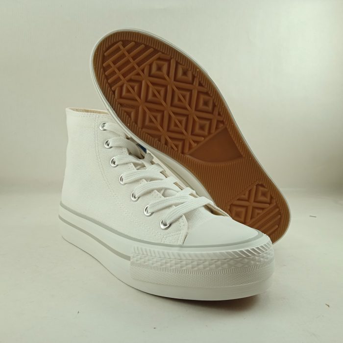 Bota de lona blanca con cordones Mustang 60172 - Imagen 3