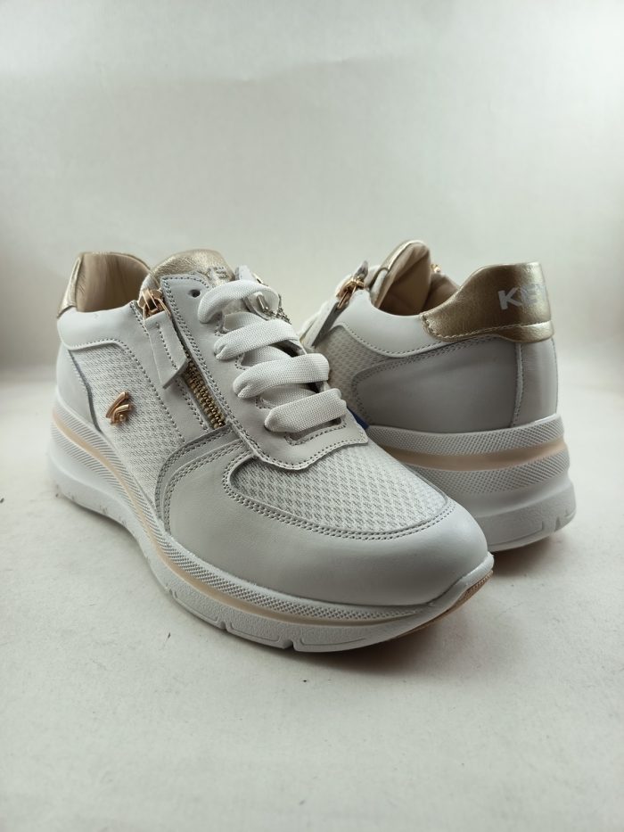 Semi-sport de piel blanca con cierre de cordon y cremallera, Keys mod. 10600 - Imagen 2