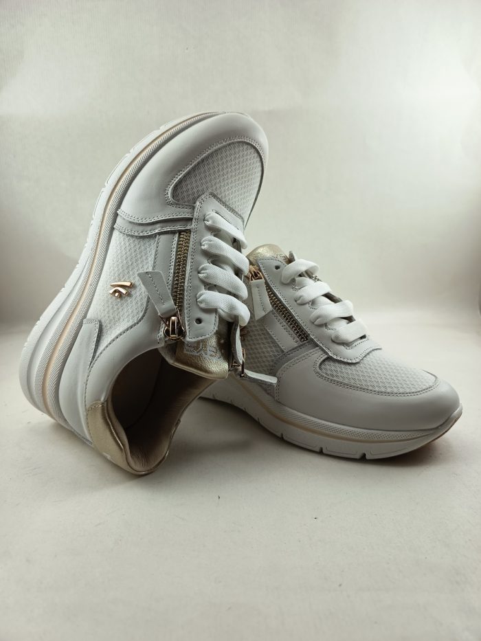 Semi-sport de piel blanca con cierre de cordon y cremallera, Keys mod. 10600 - Imagen 4