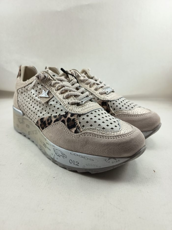 Semi-sport de piel crema con cierre de cordon elastico, Cetti mod. C-848