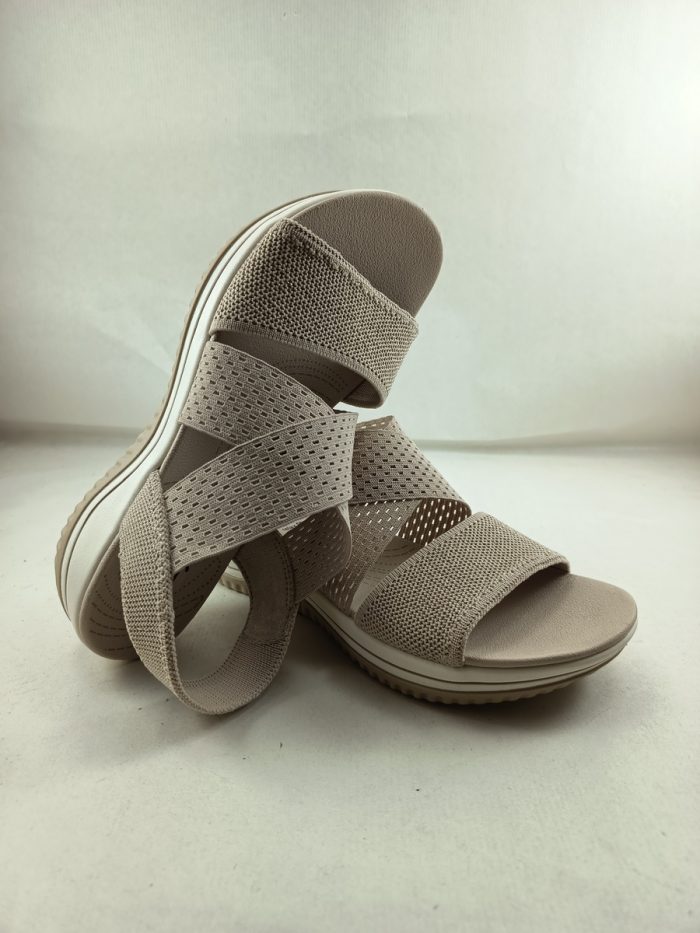 Sandalia de piel crema sin cierres, Jana mod. 28768 - Imagen 4