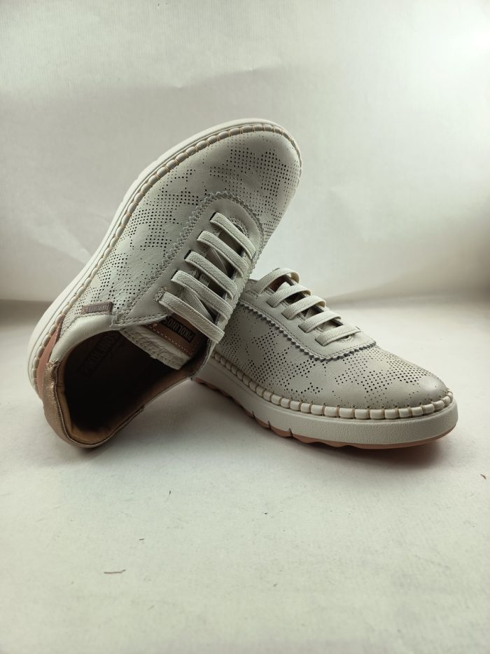 Semi-sport de piel crema con cierre de cordon elastico, Pikolinos mod. 6621c1 - Imagen 4
