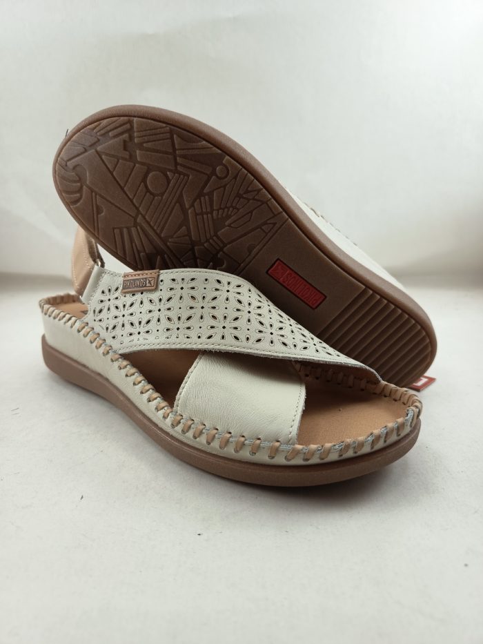 Sandalia de piel crema con cierre de velcro, Pikolinos mod. 0848c1 - Imagen 3