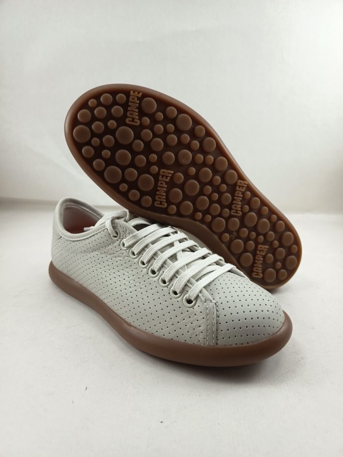 Semi-sport de piel crema con cierre de cordon, Camper mod. K201668 - Imagen 3