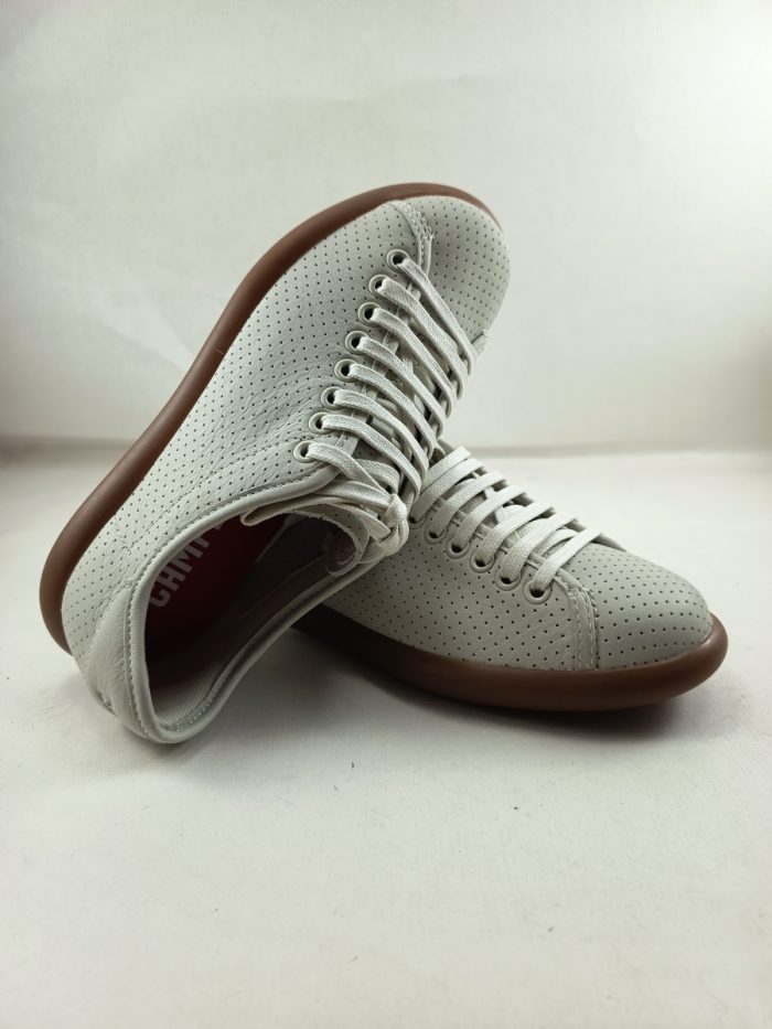 Semi-sport de piel crema con cierre de cordon, Camper mod. K201668 - Imagen 4