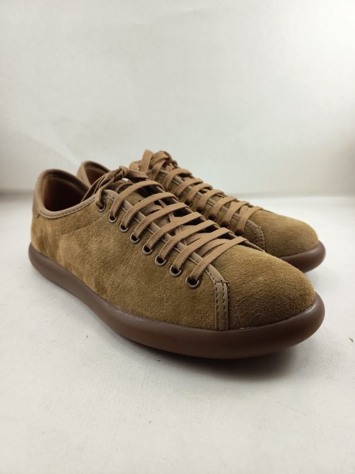 Semi-sport de ante camel con cierre de cordon elastico, Camper mod. K100974
