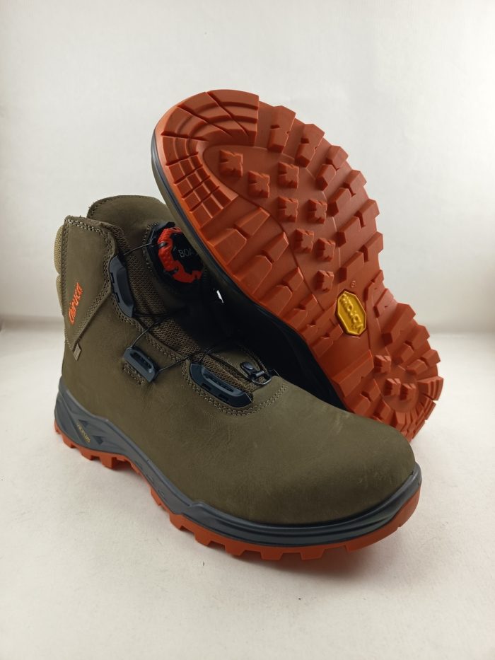 Bota treaking de piel verde con cierre de cordon elastico, Chiruca mod. Cares boa - Imagen 3