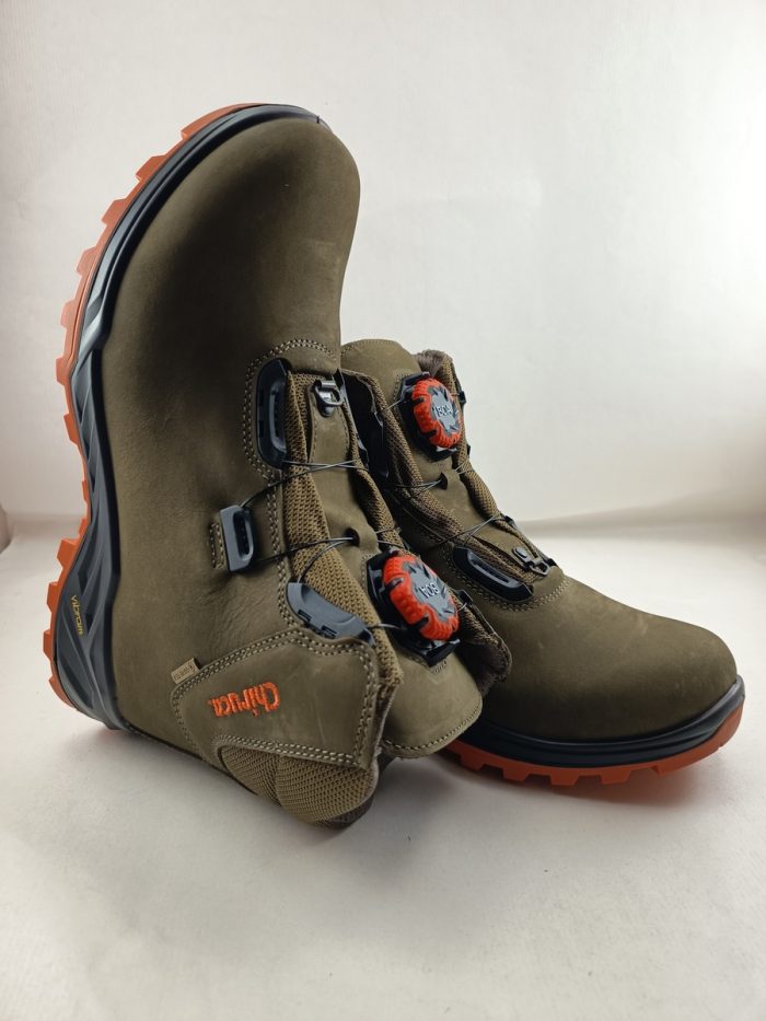 Bota treaking de piel verde con cierre de cordon elastico, Chiruca mod. Cares boa - Imagen 4