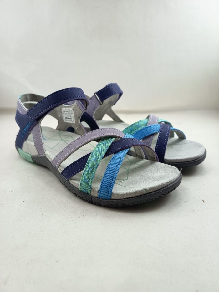 Sandalia de piel azul con cierre de velcro, Chiruca mod. Malibu 25